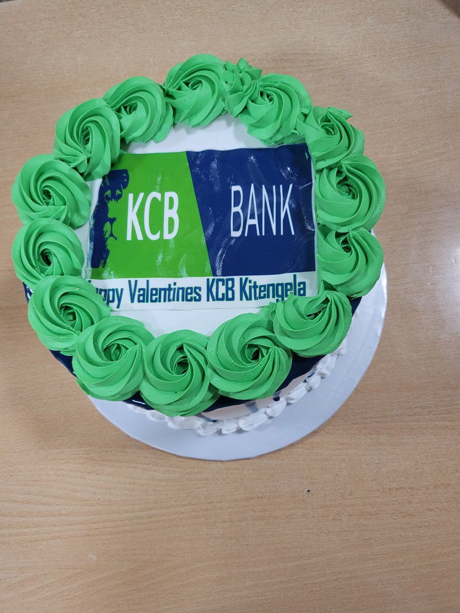 mamushi83's tweet photo. Happy valentine from kcb kitengela team #ShareTheLove #kcblovesyou https://t.co/txM3MxoUet