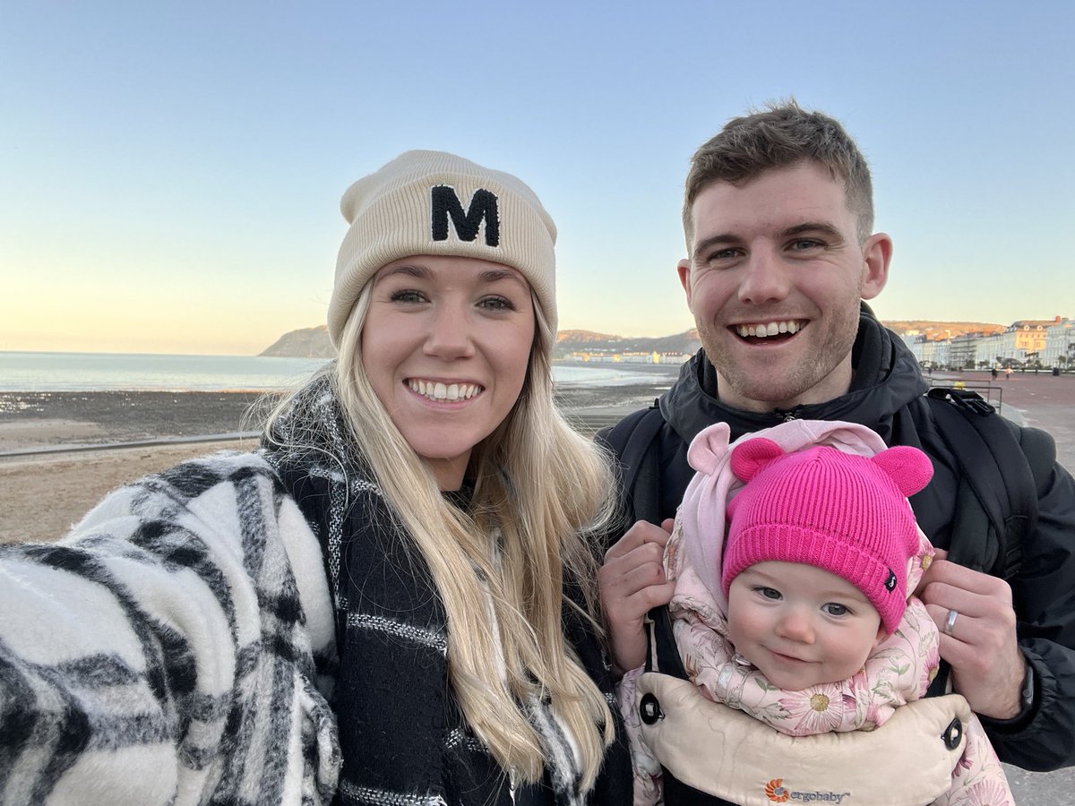 Joseff Edwards (@josrhys) on Twitter photo Mae lot di newid i ni dros y 6 mis dwythaf. Dwi am ddechra anfon updates am ein teulu bach ni a’r antur ffydd ni arno. 🙏
A lot has changed this past 6 months - I’m going to start sending updates about our family and the faith adventure we’re on. 🙏
forms.gle/jbQQpr9PMEvU7p…
❤️ Mae lot di newid i ni dros y 6 mis dwythaf. Dwi am ddechra anfon updates am ein teulu bach ni a’r antur ffydd ni arno. 🙏
A lot has changed this past 6 months - I’m going to start sending updates about our family and the faith adventure we’re on. 🙏
forms.gle/jbQQpr9PMEvU7p…
❤️