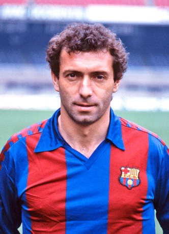 BarcaBandidos's tweet photo. [Barca Legends]

Quini, posisi striker, asal Spanyol

di 2 musim pertama dalam 84 pertandingan, Quini mampu mencetak 62 gol, artinya per musim minimal 30 gol. Rasio gol-nya 0.73 per match. Sebuah angka yg tidak kecil lho dos....

#FCBLegends #Bandidos https://t.co/HlLMUBhdlK