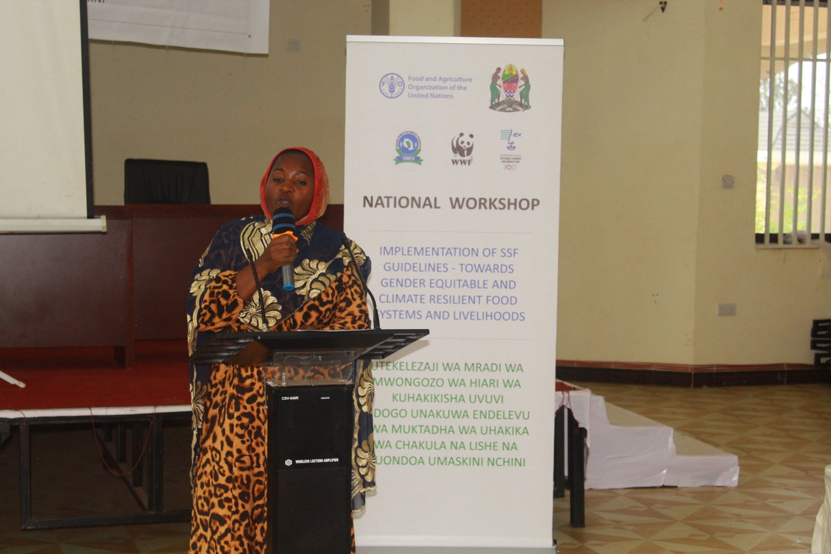 EMEDO19's tweet photo. The women fish processors and traders #TAWFA were well represented in the national workshop organised by the ministry; Their national Secretary General made a presentation that highlighted their journey since network was launched in April 2019 #IYAFA2022 https://t.co/KfwTqDs060