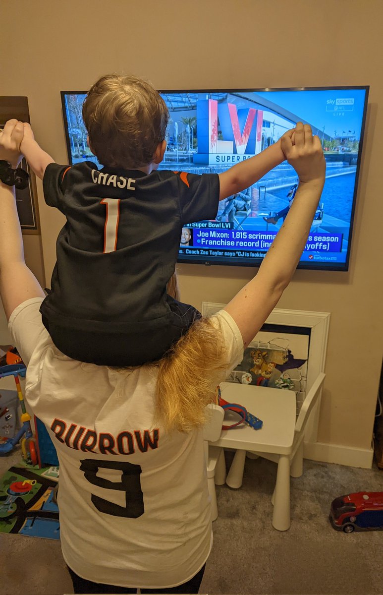 nicsimx's tweet image. My son and I supported the @Bengals last night and were not disappointed! They played an amazing game especially @Real10jayy__ for his first ever superbowl and @JoeyB  for making some amazing decisions and being the quarterback we needed ❤️ #SuperBowlLVI #Bengals