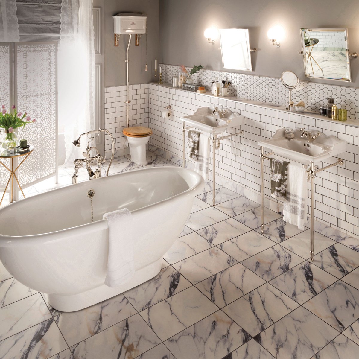 ThomasCrapperCo's tweet photo. A Bathroom made for Two ❤️❤️
Image: Marlborough 635mm basin with washstand, high level ceramic WC set and Leighton Bath
#valentines #love #bathroomgoals #couplegoals #amore #two #design #interiors #bathrooms #bathroom #homeinspo #thecrapperdifference https://t.co/xyiaq9vFb3