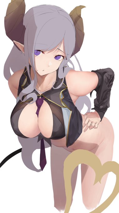 過程です。
途中でツノを盛りました。 