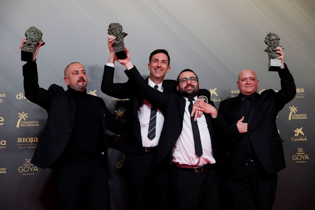 bydeluxespain's tweet photo. Enhorabuena al equipo de #TRESpelicula por el #Goya2022 al mejor sonido, en especial a nuestro compañero Marc Orts y a todo su equipo de @deluxespain 🏆👏🏽👏🏽

#soundpostproduction #sounddesign #audiopost #cinespañol #premiosgoya #mejorsonido #cultura #academiadecineespañol https://t.co/J5ctcXUKxu