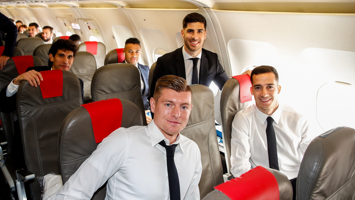 ✈️💺🇫🇷 
#UCL | #BOSSsports | @HUGOBOSS