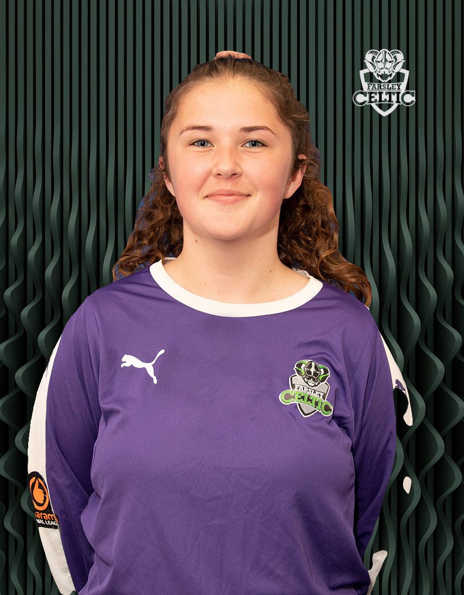 FCFarsleyWomen's tweet photo. Happy Birthday to "El pulpo de Pudsey" Reya Wilks, 🐙 🎉

The young stopper has had an outstanding season so far for @farsleygirls17 while stepping up for senior team duty frequently throughout the season

Have a great day Reya, and keep up the good work ! 💚

#CeltArmy #RW30 https://t.co/RUHK6VqIUE