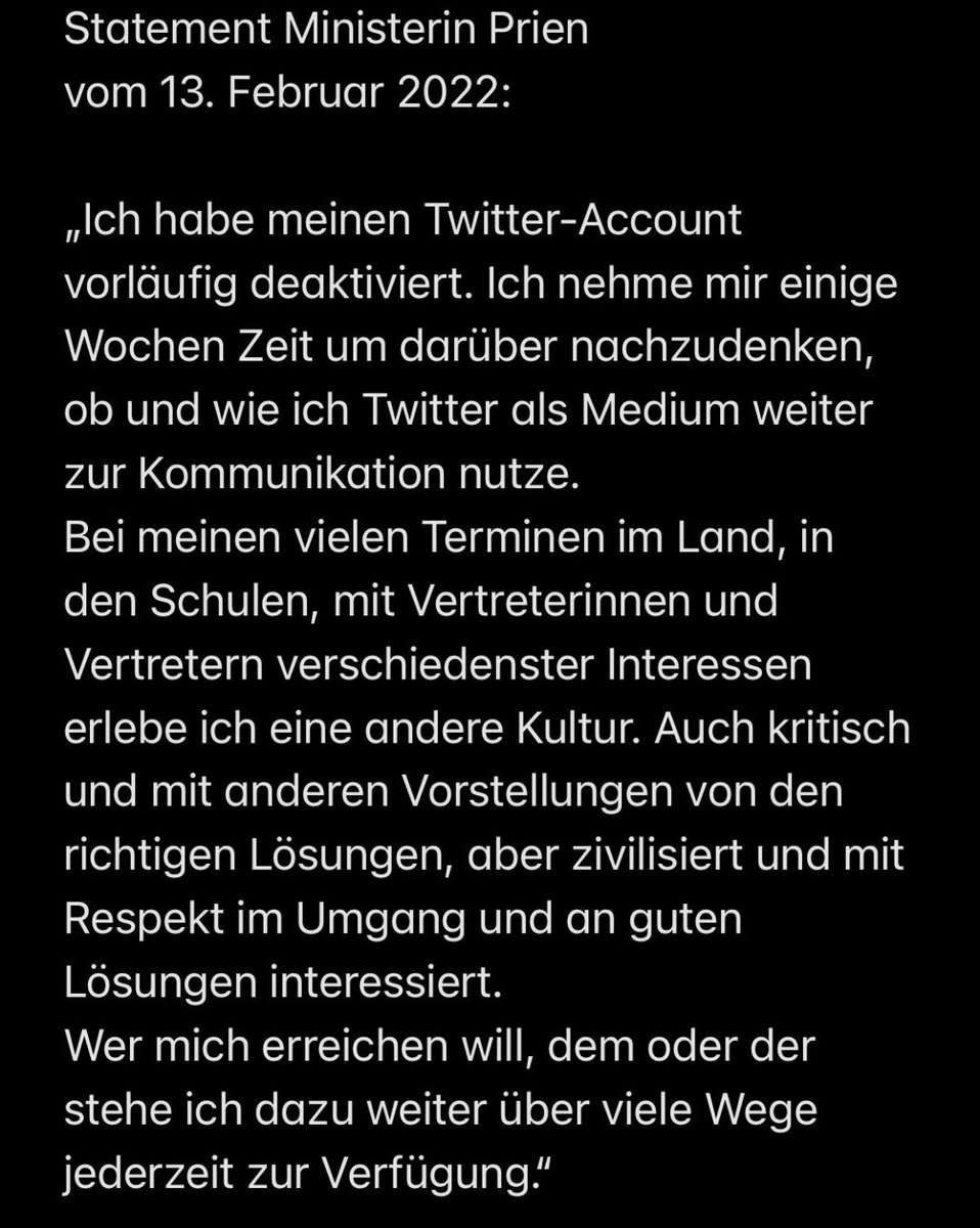 dangruene's tweet photo. Kein Ansatz von Selbstkritik, nur ein trauriger Versuch sich in die #Opferrolle zu drängen. Kein einziges Wort dazu, wie verletzend ihre Worte für #Schattenfamilien waren. Und das nennen wir unsere #Bildungsministerin. Viele fordern, berechtigerweise, #Prienruecktritt . https://t.co/pCUglBLT5g
