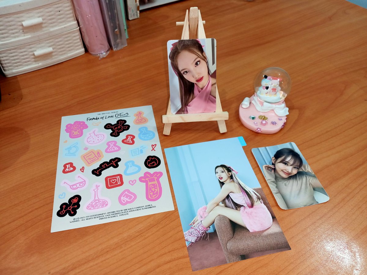 svnoochie's tweet photo. :ꕥ #monii_mails ✧・゚: *
:✿ #monii_rates ✧・゚: *
Nayeon is home!! Thank u so much po again, Happy Hearts Day!! ♡̷̸ @pitancart 💗💫💐✨ https://t.co/RcxoIabRCC