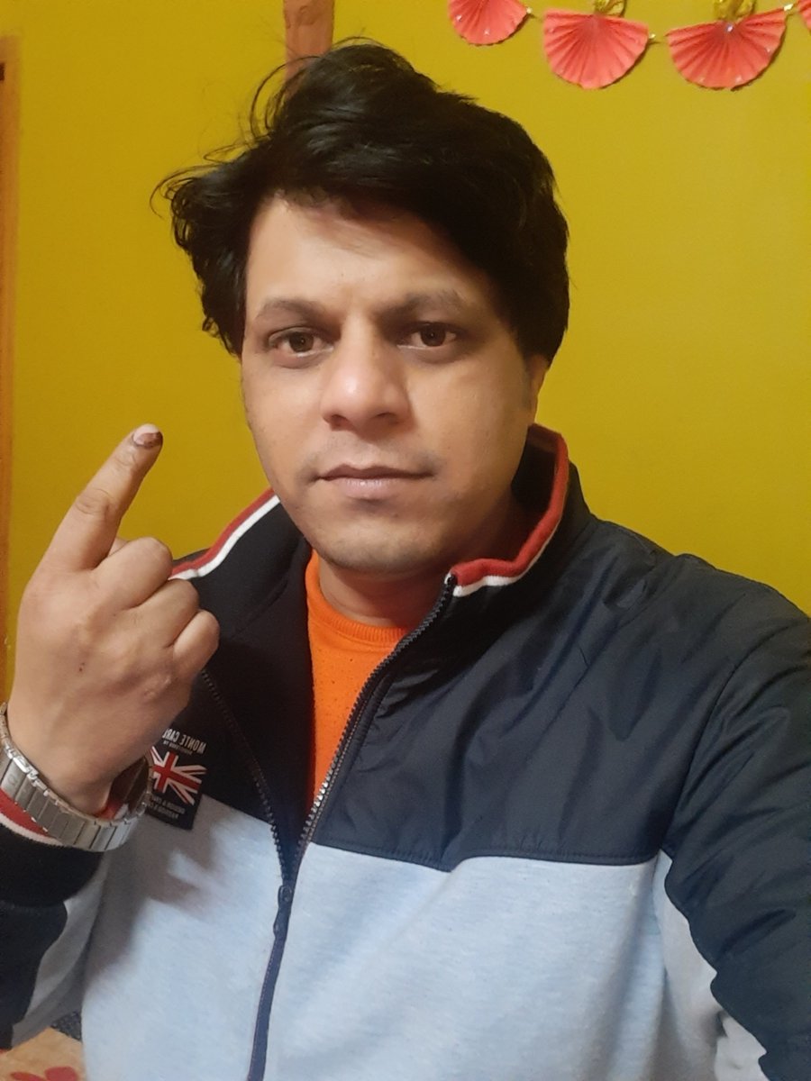errohitpandit's tweet photo. @myogiadityanath 
Vote4 BJP
Vote 4 Shri yogi ji https://t.co/OmJnCNaInZ