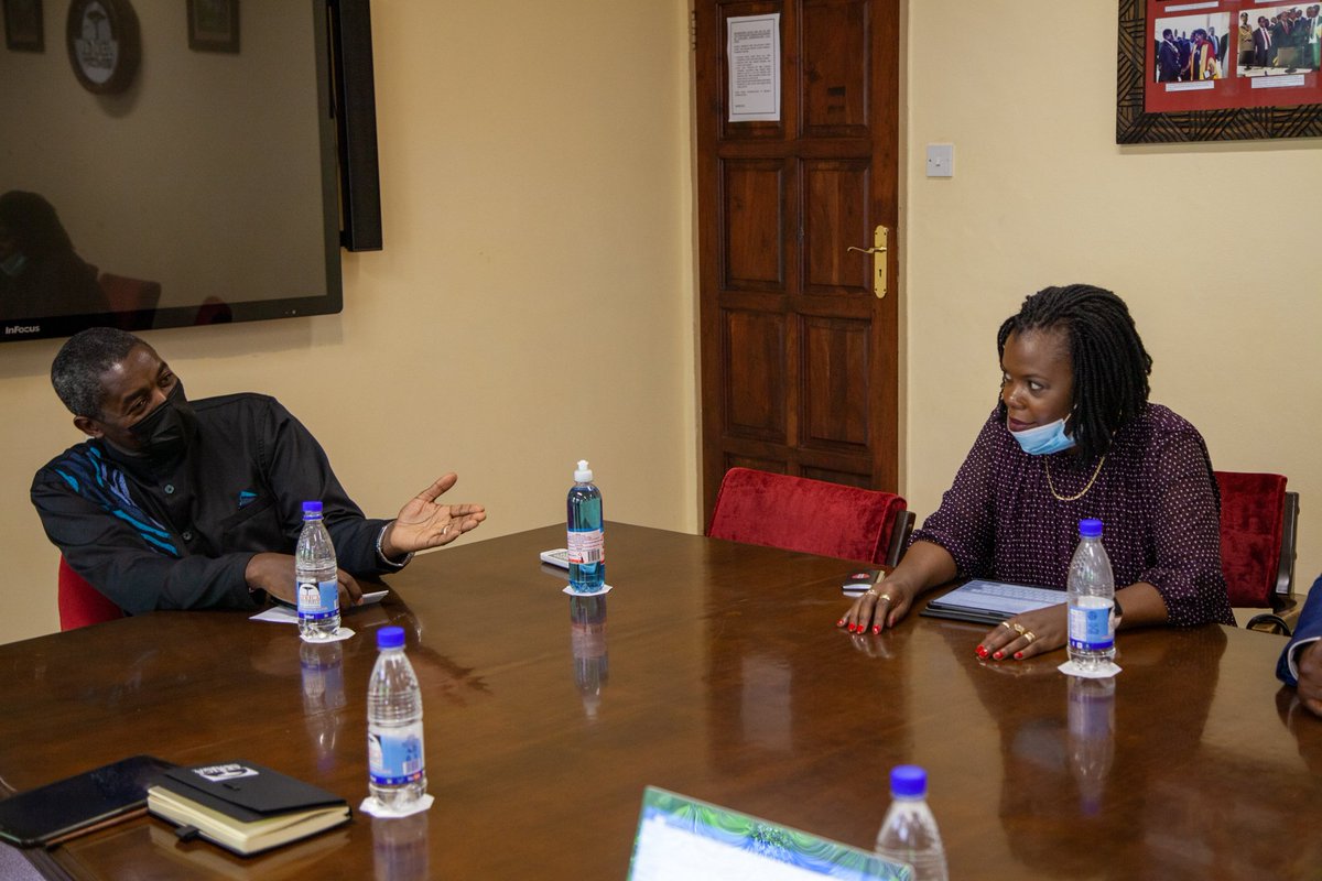 Africa_Univ's tweet photo. AU Campus news roundup: CBZ executives pay courtesy call on Acting Vice Chancellor and bolster university- corporate ties. Read more campus news here: https://t.co/hqaxIeIMfF https://t.co/gsvdBcsPU0