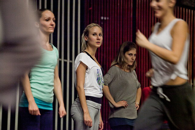 EU_OSHA's tweet image. What are the #MSD risk factors in adolescents before entering the labour market?  Adopting a life course approach to promote #MusculoskeletalHealth is key. Our #OSHwiki article will tell you more: bit.ly/EU-OSHA-OSHwik…