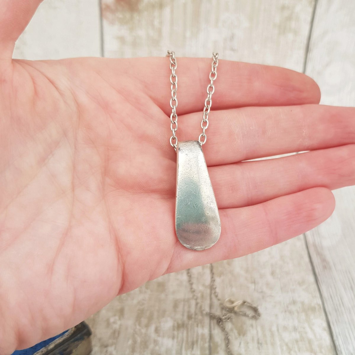 martisanne's tweet photo. Minimalist bar necklace, silver spoon pendant, plain drop, simple necklace, spoon jewelry, vertical bar, everyday jewelry, layering, boho https://t.co/gGGhHyULIA #EtsyTeamUnity #TMTinsta #VerticalBar https://t.co/hdF9c77jiP