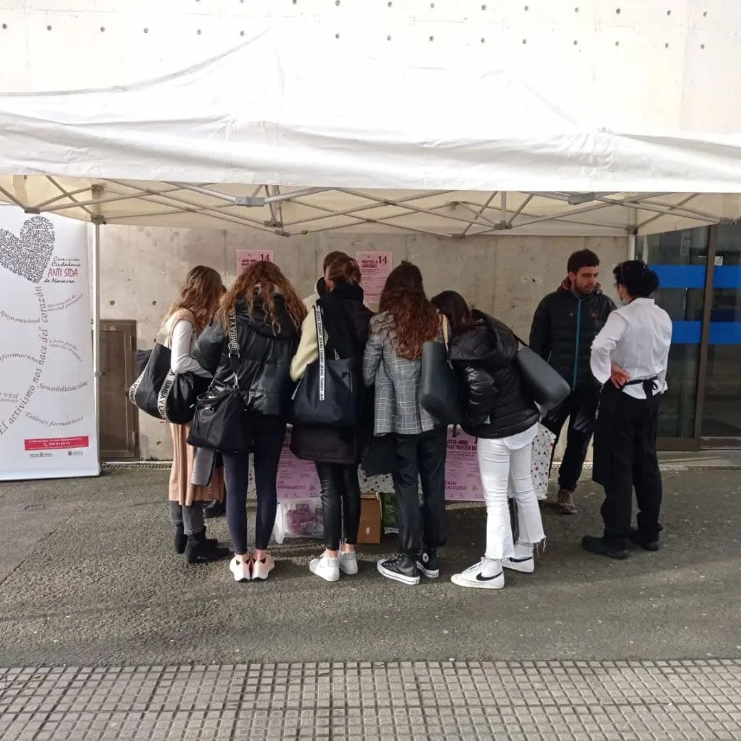 comiantisida's tweet image. ¡Estamos en la UPNA por el Dia Europeo de la Salud Sexual! ¡Estamos a la tarde también! ¡Acércate!

NUPen gaude Sexu Osasunaren Europako Egunagatik! Arratsaldean ere bai! Hurbildu!