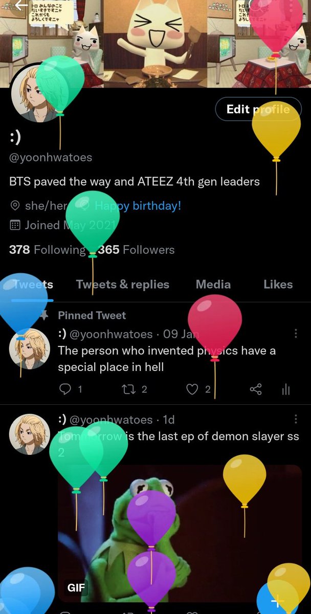 yoonhwatoes's tweet photo. Twitter gave me balloons 🤺🤺 https://t.co/GhWkIK7mQu