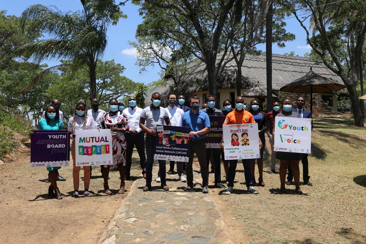 LocalWorksYAB's tweet photo. #DidYouKnow that the Youth Advisory Board (YAB) exists to inform and offer governance oversight towards the design of the Local Works Zimbabwe Youth Program?  

 @YetTrust @UsaidZimbabwe @RosewitaK 

#YouthCanWeCan #YouthInDriversSeat https://t.co/OBju072fxY