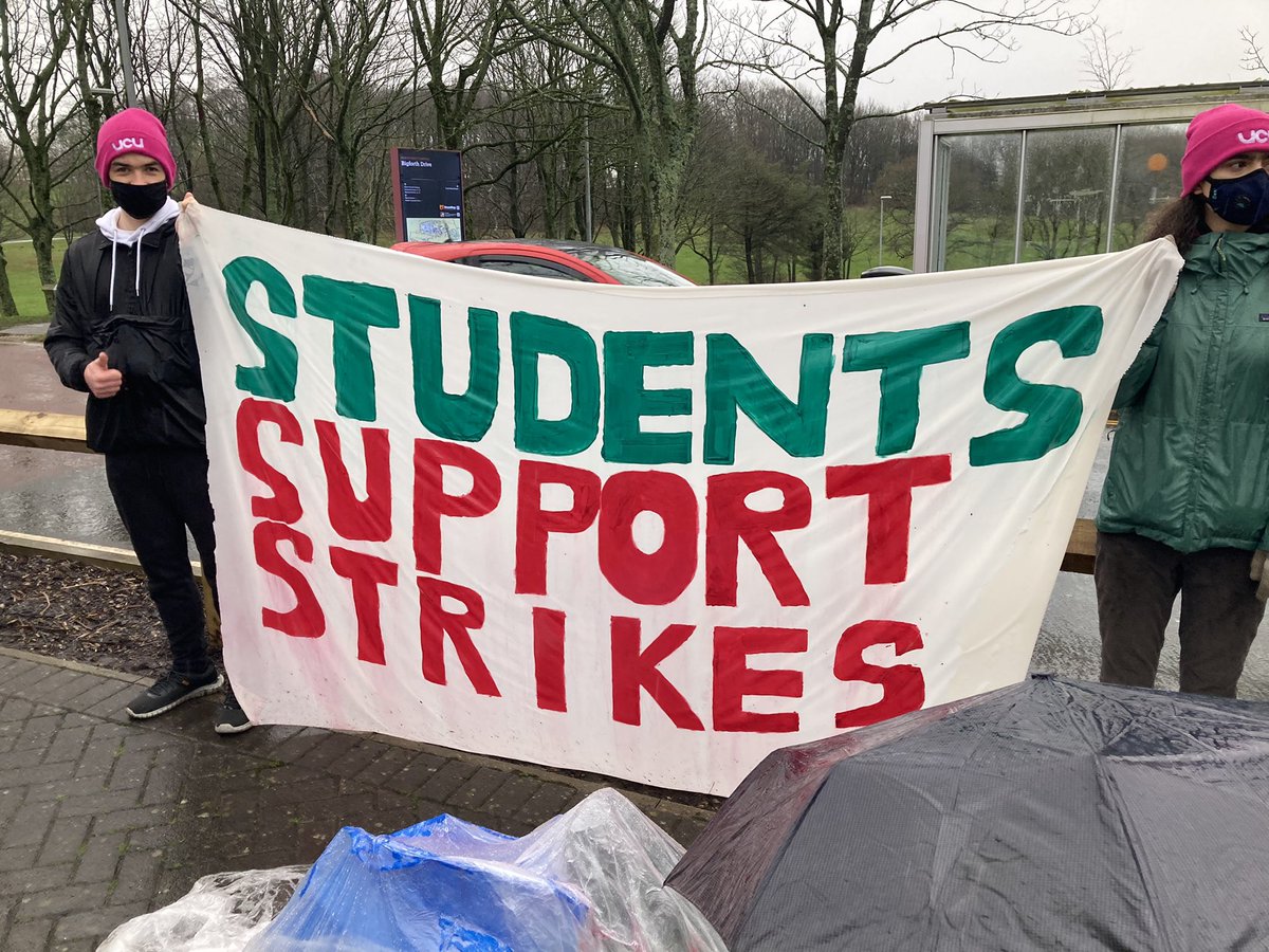 The tone among students has changed: they are angrier at management, more organised and increasingly ready to resist than in previous years. 

Staff: Feel inspired by our students.
Managers: Get nervous. 
#OneOfUsAllOfUs
 #USS #Pension strike