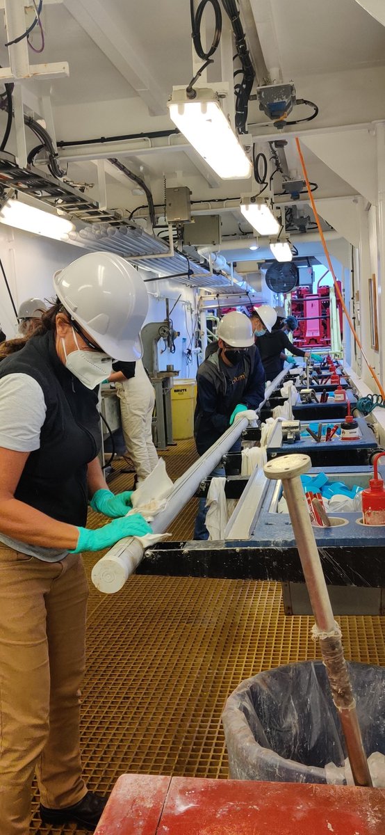 Core on deck! 

The first cores of #iodp #exp392 reach the drill floor of @TheJR!  We are among the first humans to see this time-slice of our planet's history... #deepseadrilling #oceandiscovery #agulhasplateau