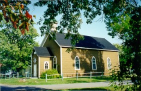 ParcsCanada's tweet photo. En 1849, le révérend William King s’installe avec 15 anciens esclaves Afro-Américains dans ce qui est aujourd’hui le sud-ouest de l’Ontario et ensemble, ils ont fondé l’Établissement Buxton. 🏘
Apprenez-en plus sur ce lieu hist. nat.
: https://t.co/pEnoK6Rnm4
#CLMHC #MHN2022 https://t.co/rMVGH5aFA6