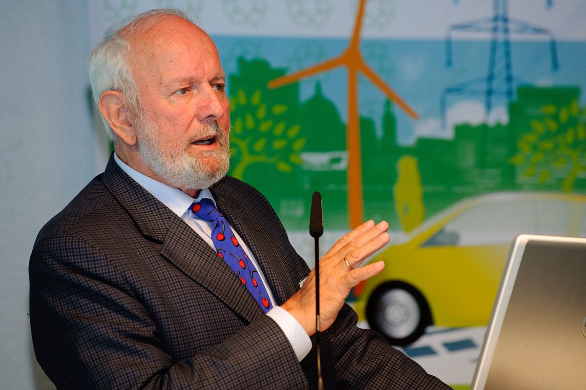 Prof. Dr. Ernst Ulrich von Weizsäcker zeigt am 15.02.2021 um 19.30 Uhr mit seinem Vortrag „Ist die #Nachhaltigkeitsagenda 2030 der Vereinten Nationen nachhaltig?“ Probleme, aber auch Wege auf, wie wir eine positive Wende schaffen können. Zugangslink: diploma.de/aktuelles/ring…