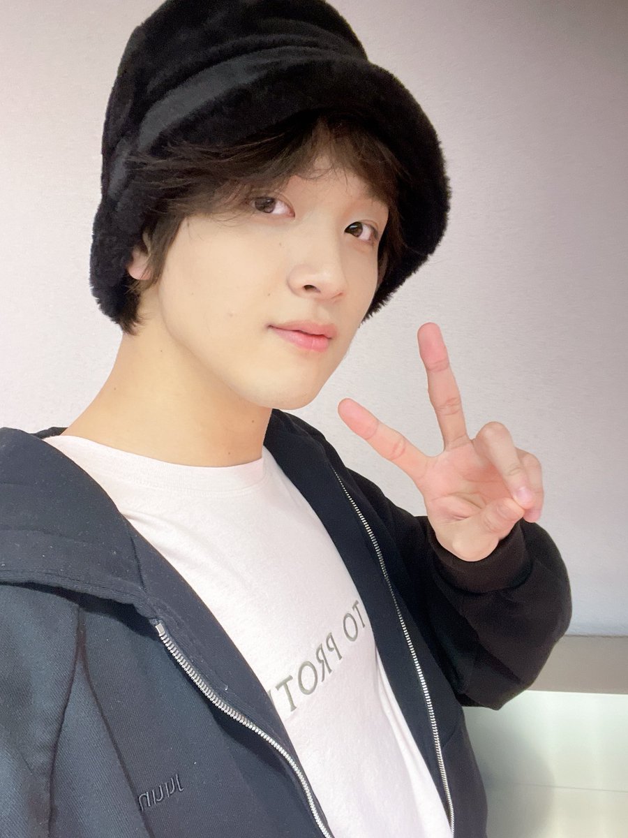 feedarchive's tweet image. 220214 🐻💌💬 UPDATE 

“ah cute ㅎㅎㅎ”