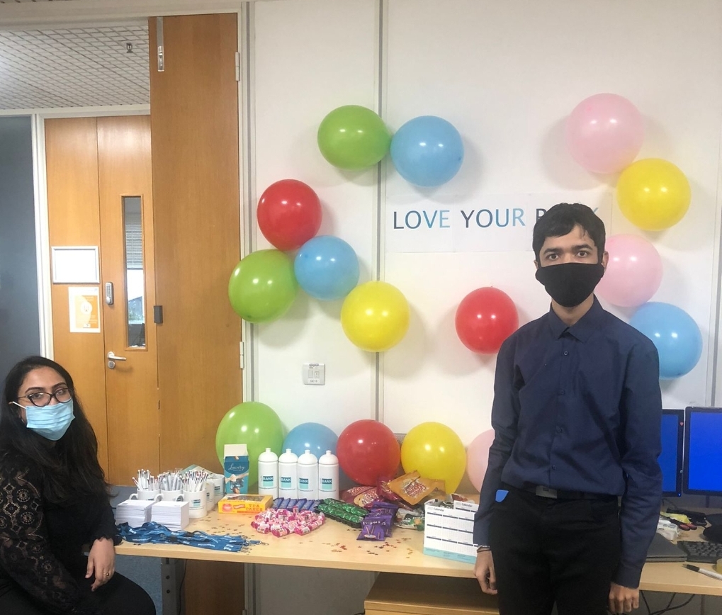 uclh_bank's tweet photo. #LoveYourBank day is here and we are celebrating all of our amazing bank workers! 💙

Don't forget to drop by the bank office (Euston 250, Ground Floor East) to meet the team who are ready to give a big welcome and give out some fabulous treats! The team will be here till 5 😃 https://t.co/ghMQA3f4NW