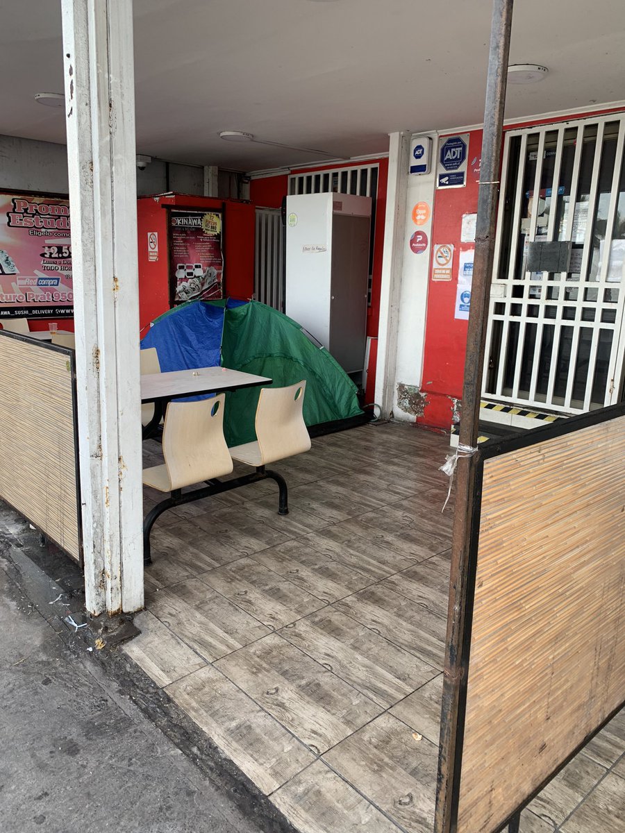 nachosilva04's tweet photo. #Iquique cuando ya no hay mas plazas el okinawa es buena opcion... https://t.co/PlbIOtqtFu