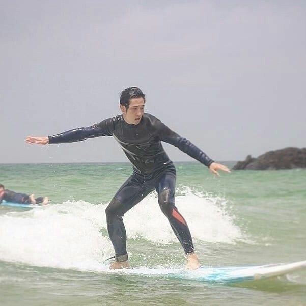 thejunghaein's tweet photo. Haein looks so good in everything he does 😌 🏄🌊
#JUNGHAEIN #정해인 @ActorHaein https://t.co/Ye1Gbc3eKM