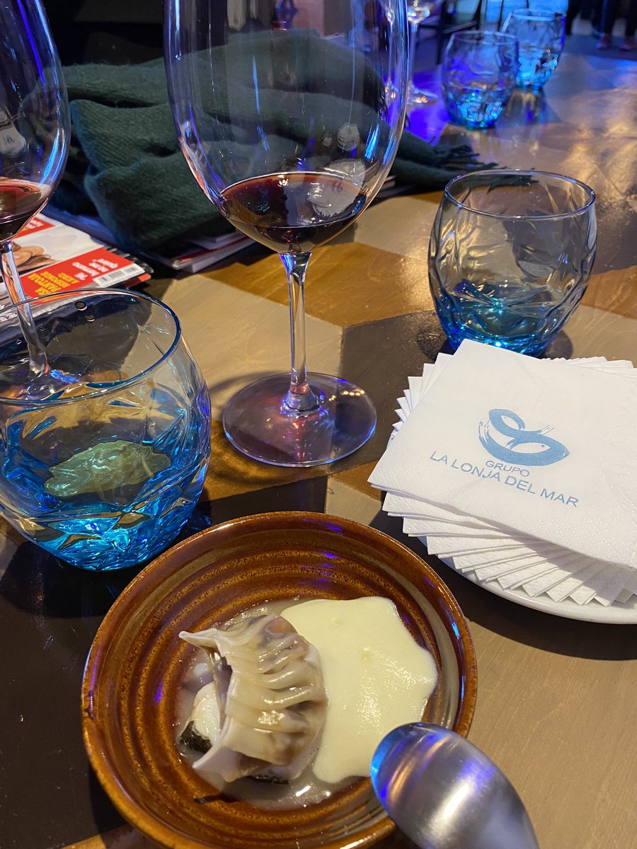 Conchi_JM's tweet photo. #ElSkreiEsElRey Deliciosas todas las propuestas de los ches de La Lonja del mar. Gracias a @MarDeNoruega ¡queda abierta la temporada! https://t.co/VttIe7Vz2E
