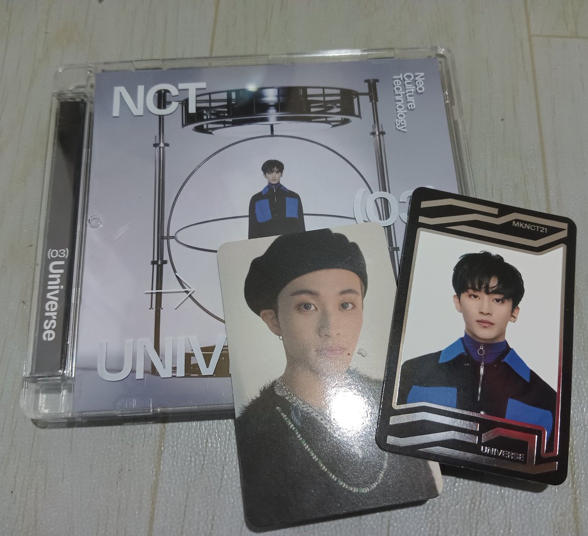 happinessShopPH's tweet photo. ꒰ wts lfb ꒱
#HappinessShopPh_Onhand

⌗ nct mark universe jewel case set

— ₱700 
— all are clean and onhand
— prio payo
— dm for video proof/condition
mop: gcash
mod: sco

reply/dm to claim ^__^ ~ https://t.co/rgpKvbBwzc
