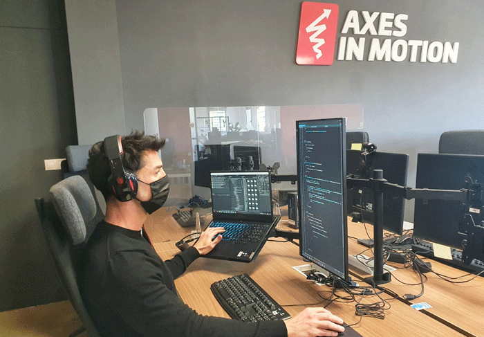 AxesInMotion's tweet photo. Stay with someone who looks at you like our programmers do when they see that there are no bugs in the game! 😍 🎮

#SanValentin #AxesInMotion #videogames #programmers https://t.co/niTnhZ55Fu