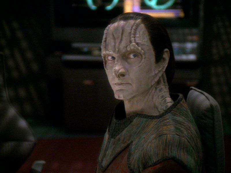 Happy Birthday Andrew Robinson aka Garak!! 