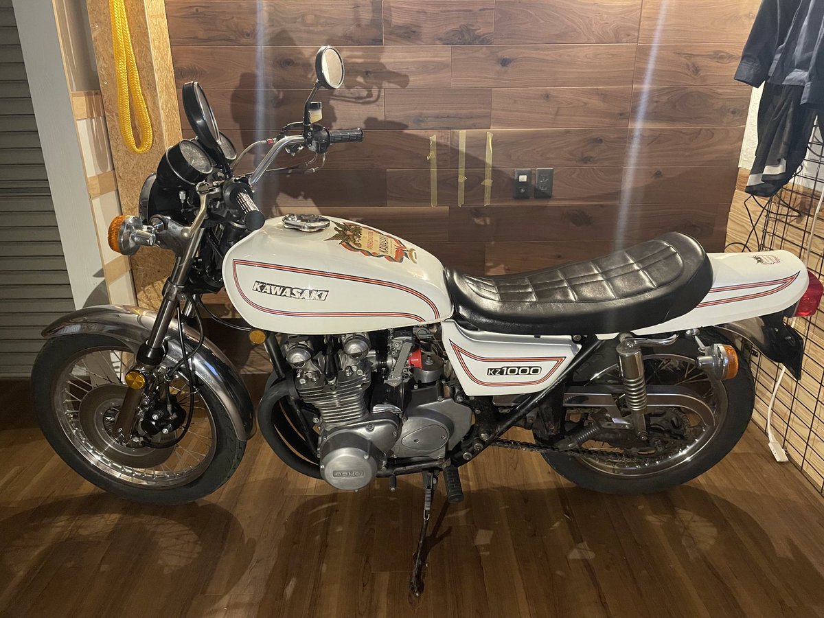 ymax81's tweet photo. KZ1000🤍
渋すぎる🤩 https://t.co/uxfPOYfPy8