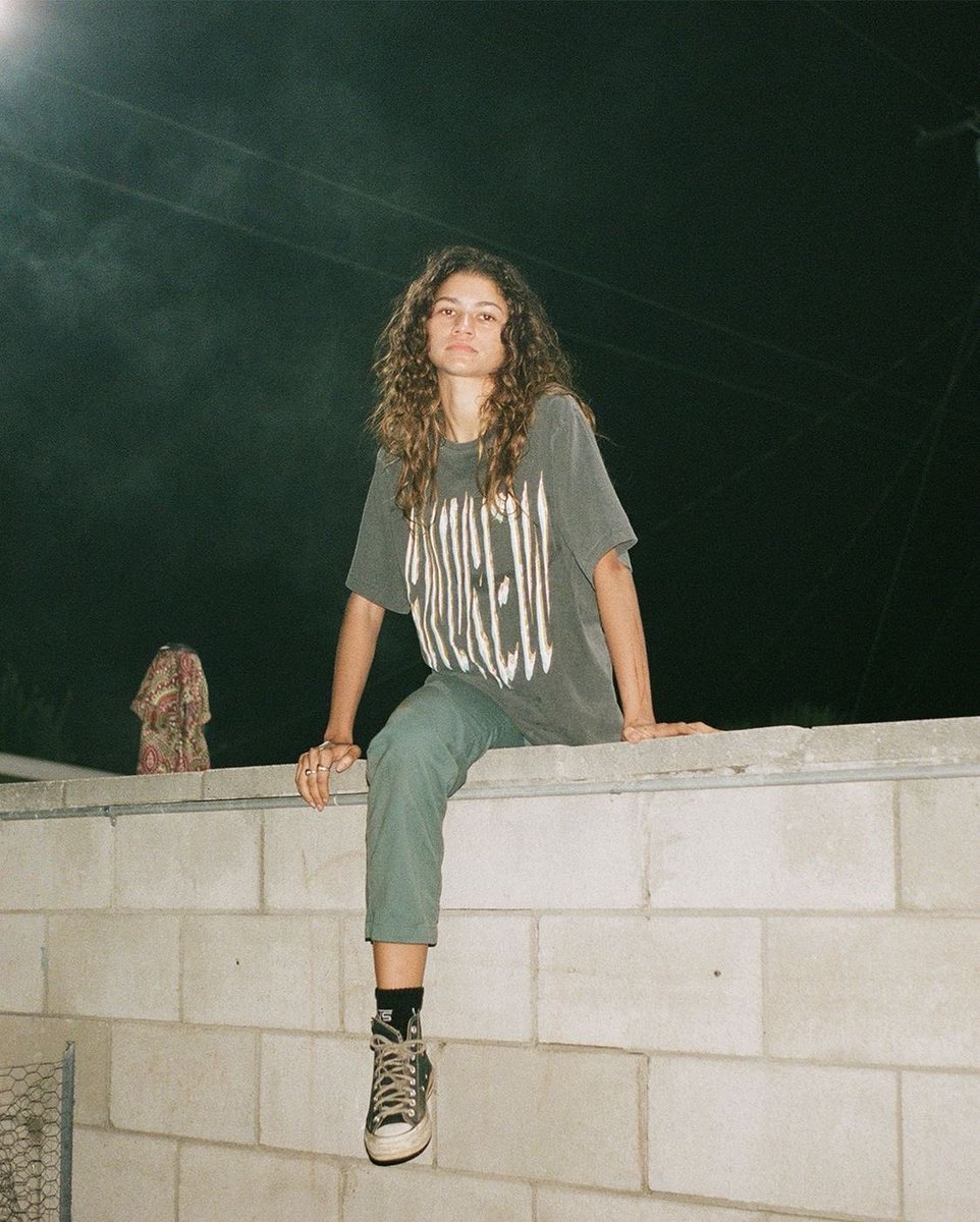 dayacontent's tweet photo. February 13 : #Zendaya via Euphoria’s  instagram post. 📸 https://t.co/2DCM4NJU4Y