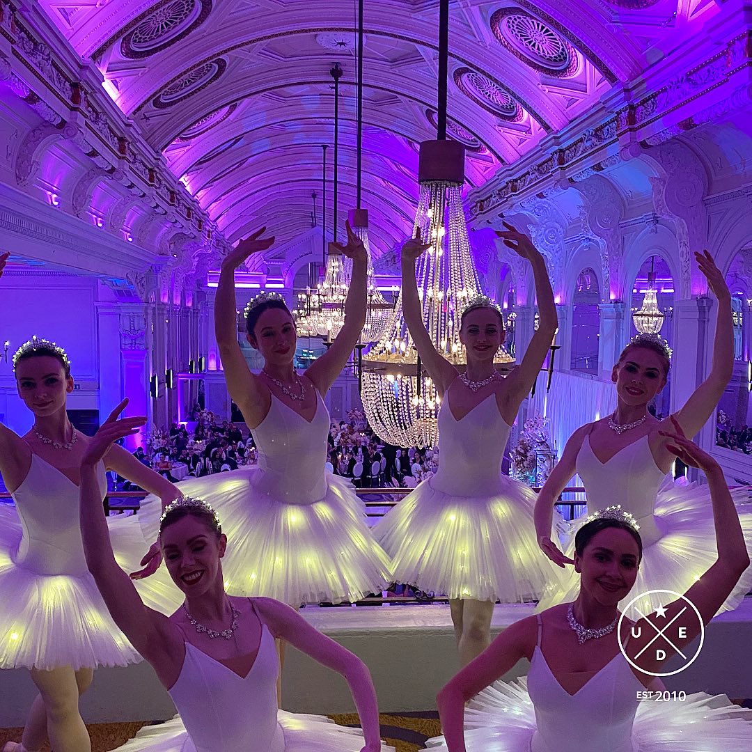 UltimateDancers's tweet photo. A magnificent wedding at @devere_grand_connaught_rooms last night! #valentinesday came early. 

Venue: @devereofficial @grandeconnaughttooms 
Event Design: @ezra_events
Ballerinas: @ultimateeventdancers 

#weddinginspo #weddingdesign #events #ballerinaslondon #londonevents https://t.co/CwyzHjnuLW