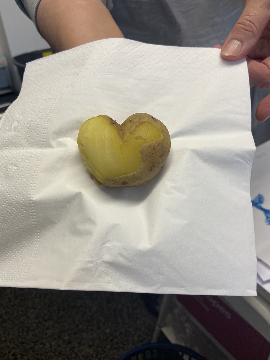 What a beautiful potato this morning. A shame there wasn’t more for us to be able to give each meals on wheels recipient one each #HappyValentinesDay #Burnage