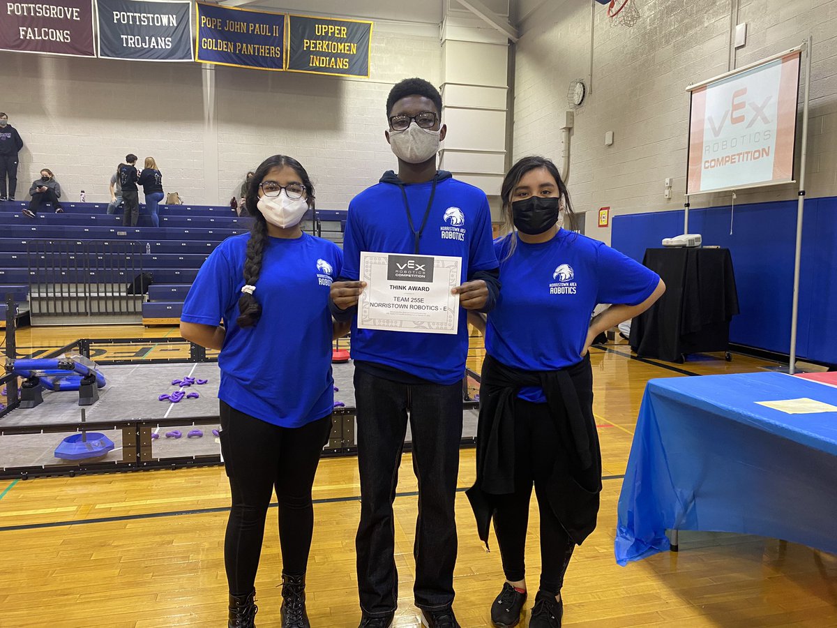 Victoria Le tweet media