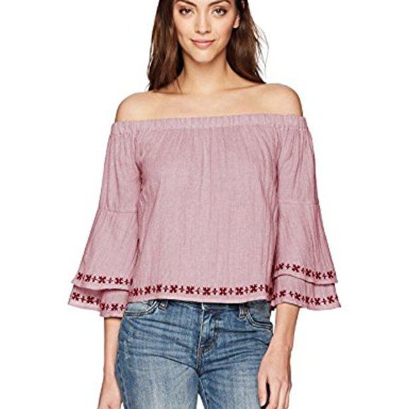 DawnRybloom's tweet photo. So good I had to share! Check out all the items I'm loving on @Poshmarkapp #poshmark #fashion #style #shopmycloset #jonesnewyork #citizensofhumanity #luckybrand: https://t.co/qtddgBkGFb https://t.co/Cvdhf15fkQ