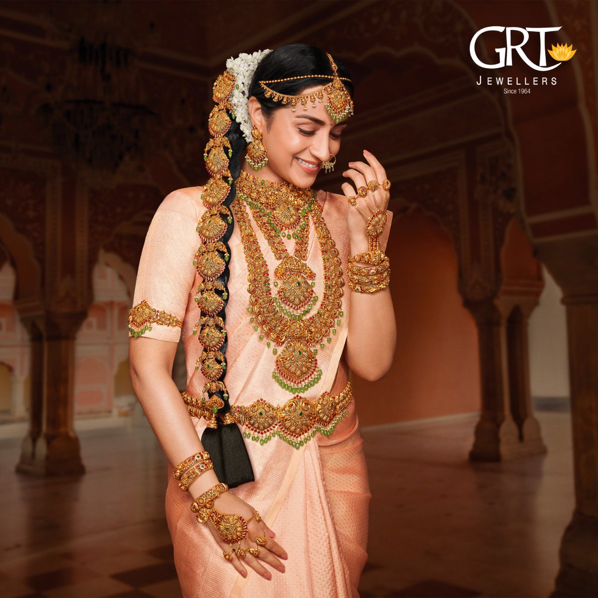 Buy Stunning Leaf Pattern Gold Ring |GRT Jewellers
