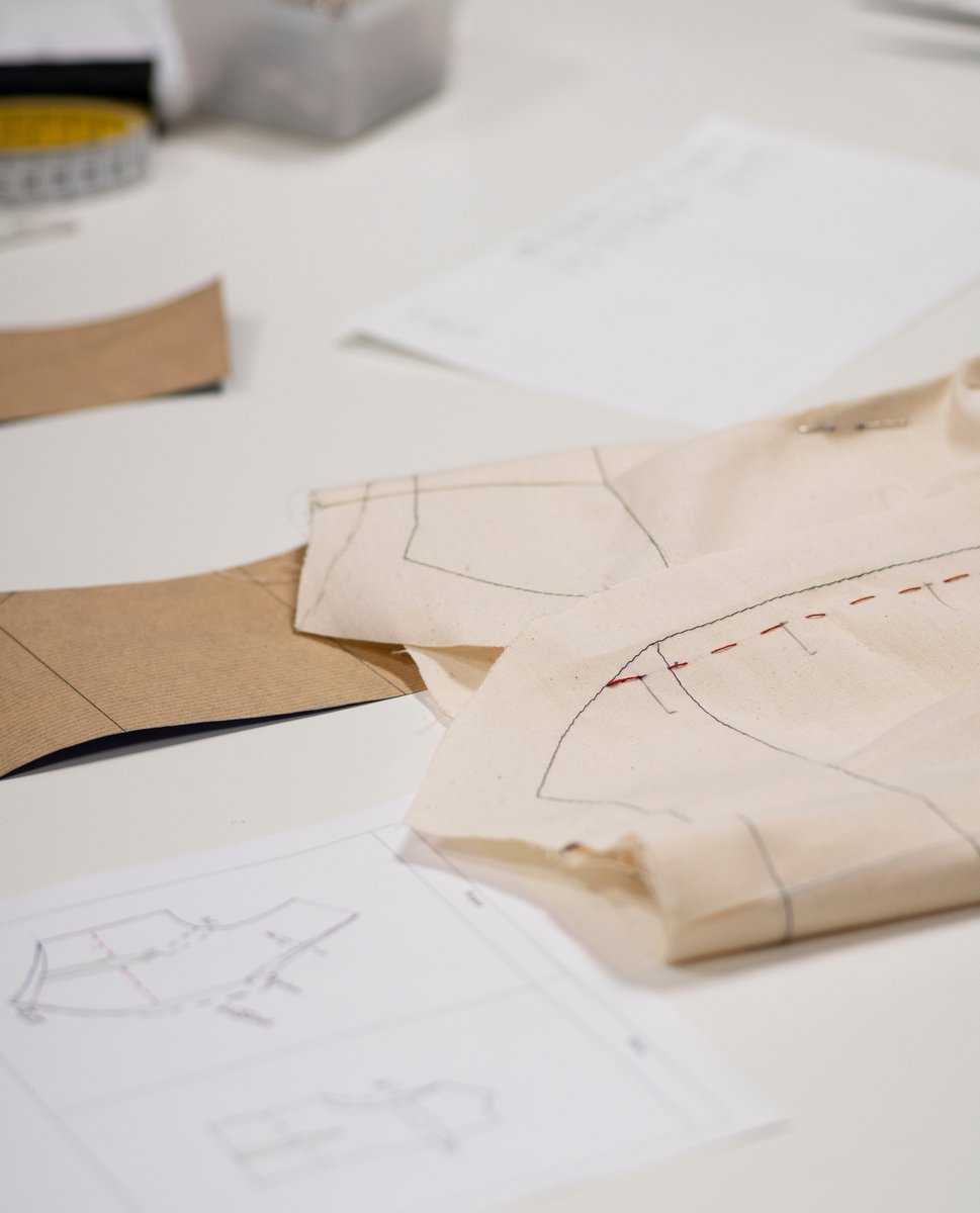 NEW TAILOR tweet media