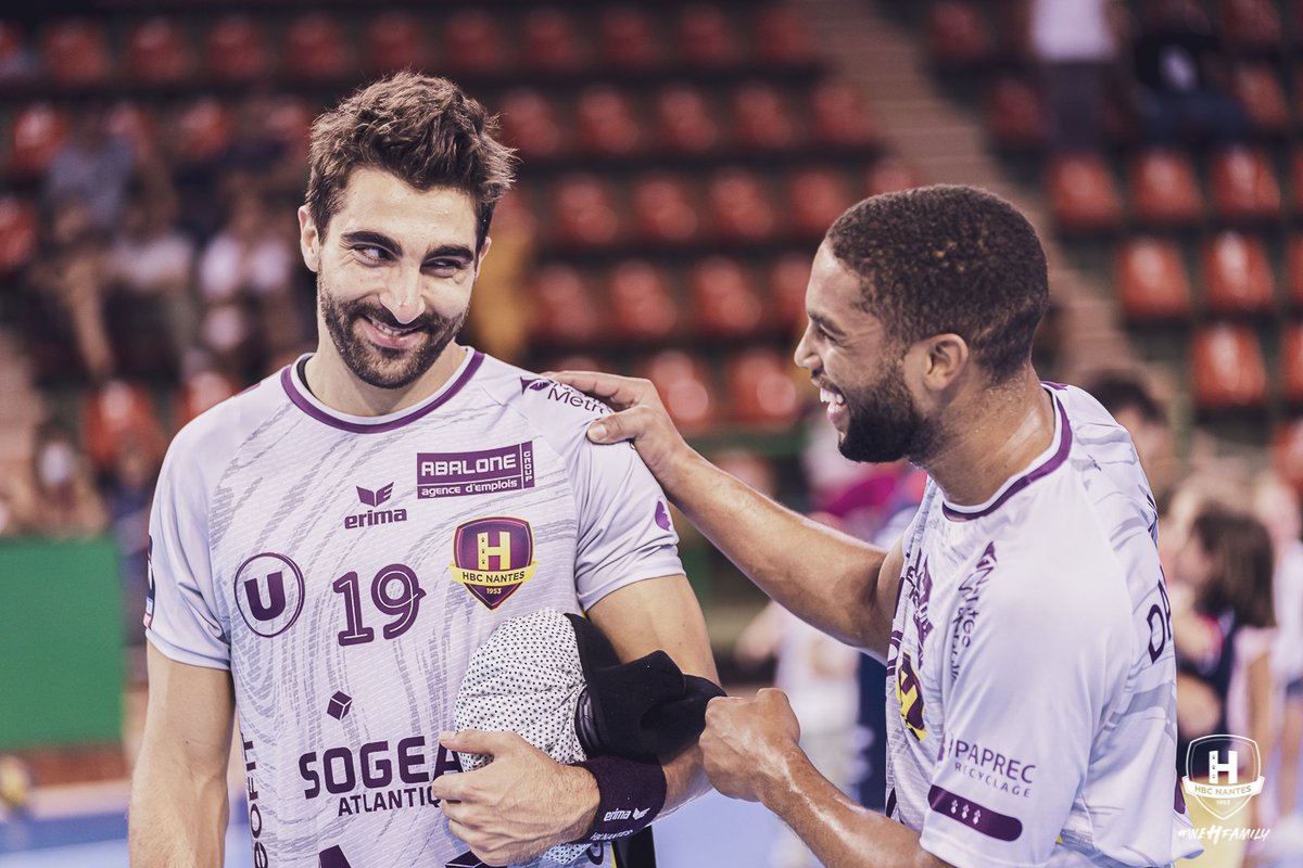 Variante.
Beaucoup d'amour dans cette équipe. 💜

#SaintValentin