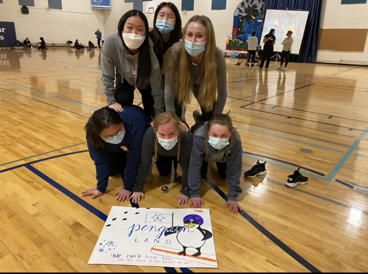 trafalgarcastle's tweet photo. Here is more Beyond the Castle Content! Last week our students took part in Trafalgar Olympics. These are the Grade 12 Students at the Trafalgar Olympics, with their teams having a great time. #Teamwork #BeyondTheCastle https://t.co/5qBnMFDOmv