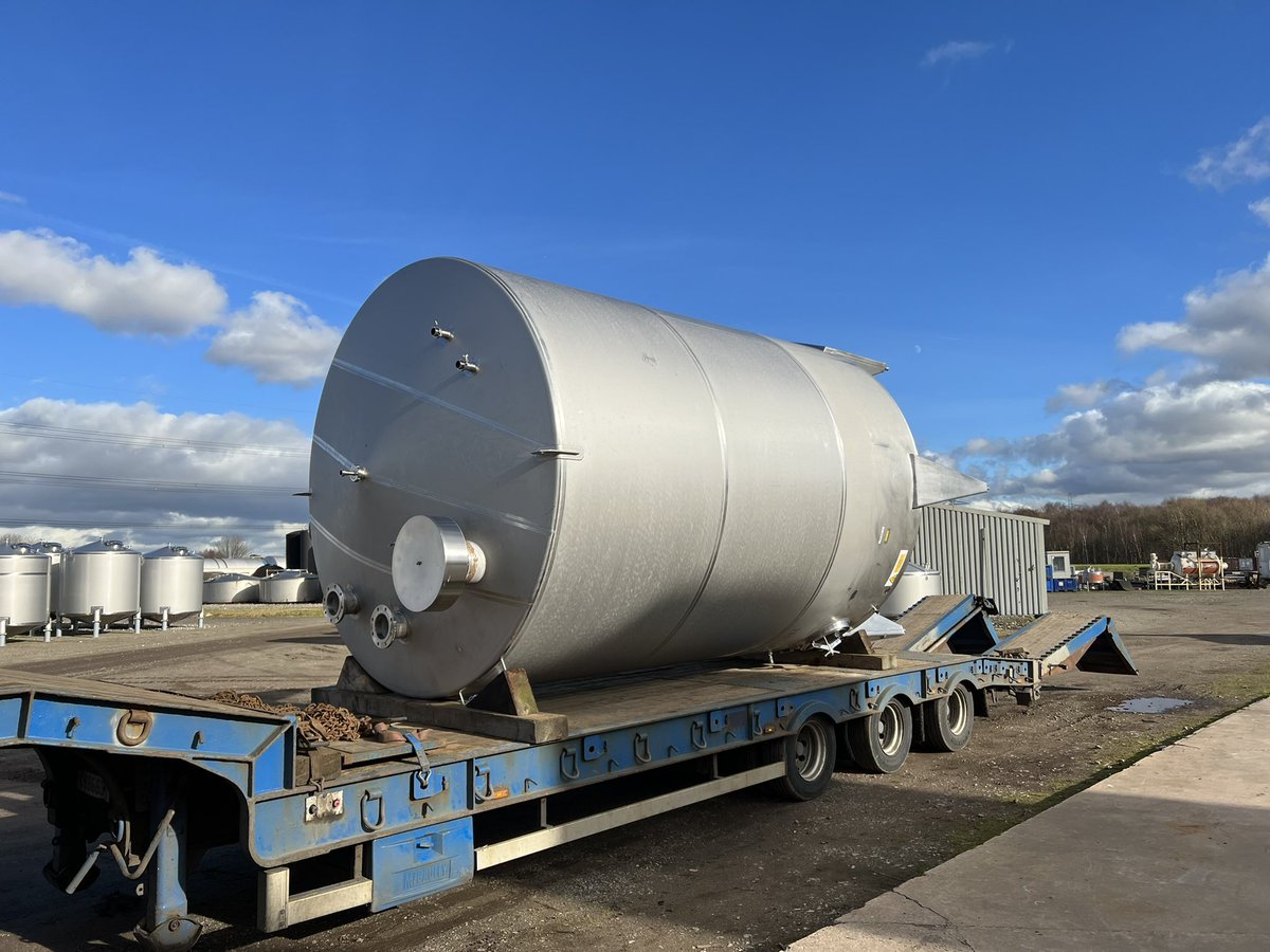 30m3 Tank for Fish Processing 🐟 

Here is a 30m3 stainless 316 storage tank embarking on its long journey to the subarctic archipelago of the Shetland islands - the northernmost post of the UK! 

#TanksandVessels #FoodandBeverage #Engineering #Fabrication