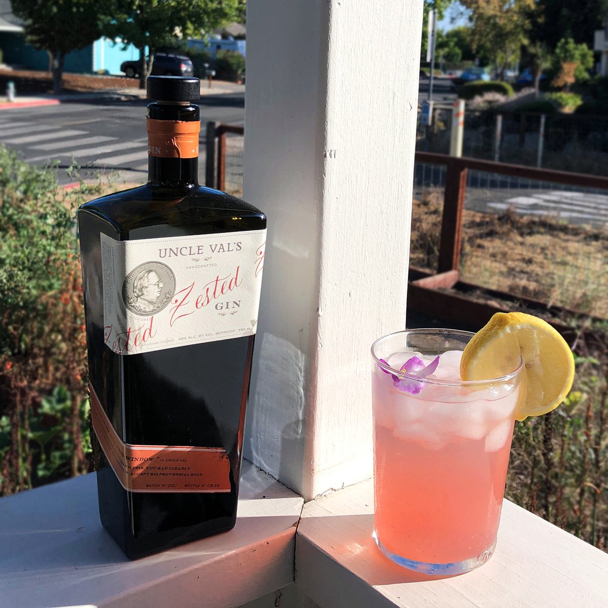 UncleVals's tweet photo. Love with zest 🧡
#unclevalsgin #zested #valentinesday #love https://t.co/kZOY5Prm5L