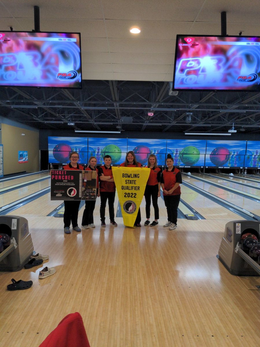 Congratulations to the girls. District champions on to the State Tournament next Tuesday. <a href="/ByEricPratt/">Eric Pratt</a> <a href="/FDCSD/">Fort Dodge Schools</a> <a href="/IGHSAU/">IGHSAU</a> <a href="/fddodgersports/">Dodger Athletics and Activities</a> <a href="/JoelDerrick/">Derrick Joel</a>