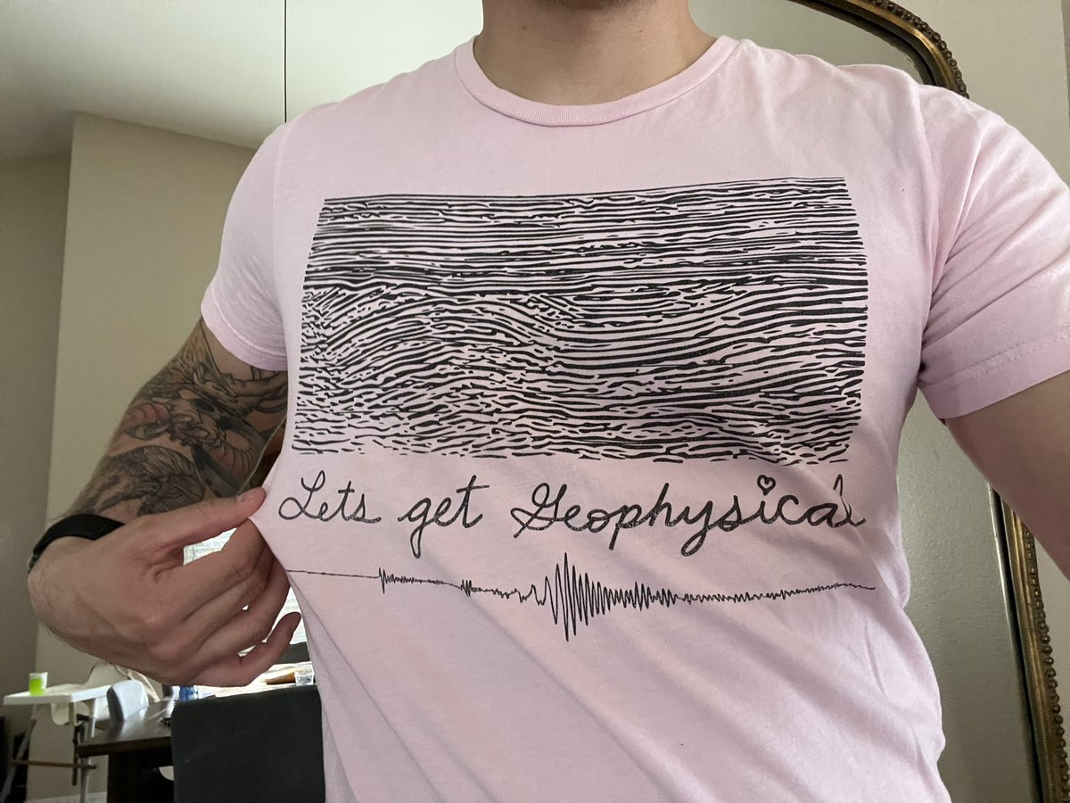 games_carlson's tweet photo. The only geologically appropriate shirt to wear today. #geology #geophysics #ValentinesDay #LetsGetGeophysical https://t.co/M5B2To8b7z