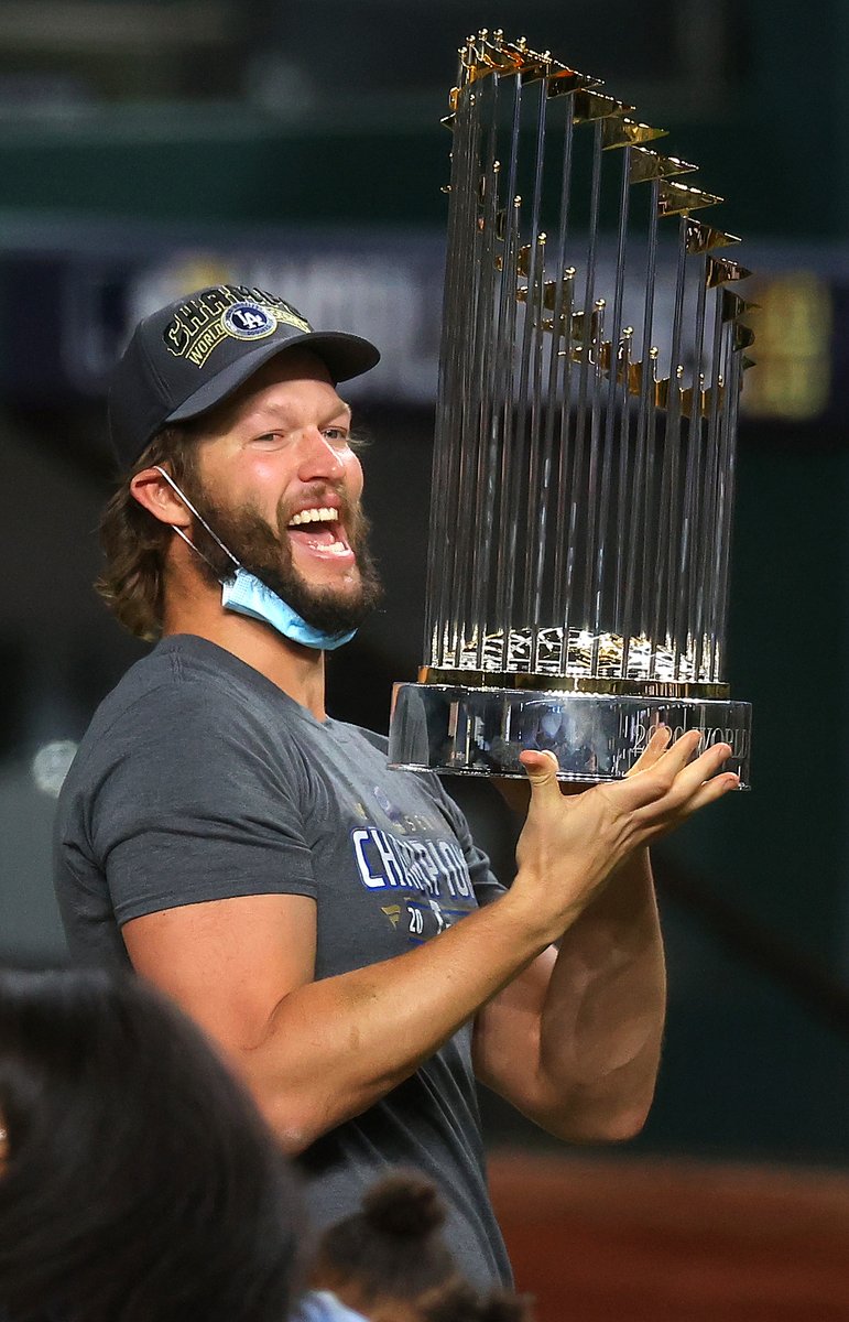 DannyVietti's tweet photo. Most of us know Clayton Kershaw and Matthew Stafford have been friends since they were 6 years old.

But, it's pretty crazy that they both

...went to Highland Park High School

...1st round picks

...won their first title in their 13th season

...won their first title in LA https://t.co/OWyEmaLusr