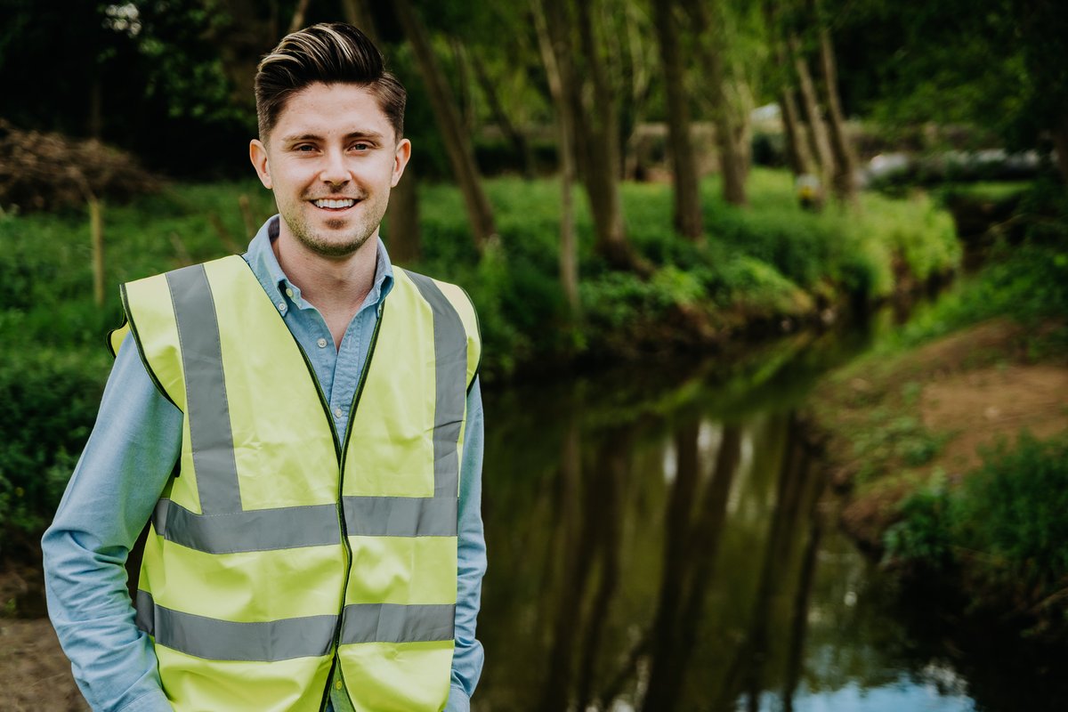 Simon Crowther tweet media