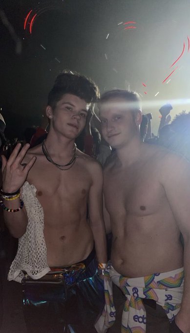 Happy Valentine&rsquo;s Day!! 🥰 https://t.co/OQkwCELITM