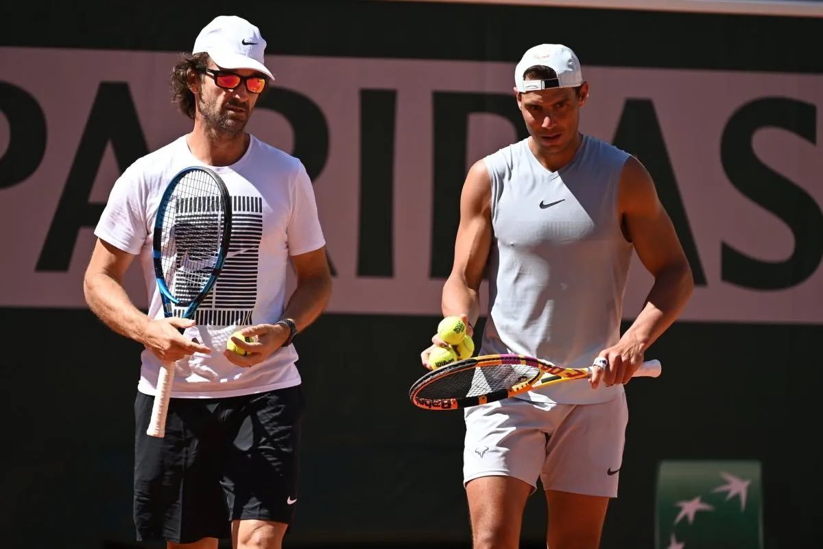tennisbreaknews's tweet photo. Carlos Moyà, le coach de Rafa Nadal, est revenu sur le sacre de l’Espagnol à Melbourne et explique comment son joueur parvient à se surpasser !

https://t.co/jJkHmKyH7Z https://t.co/YZohdkVVnL