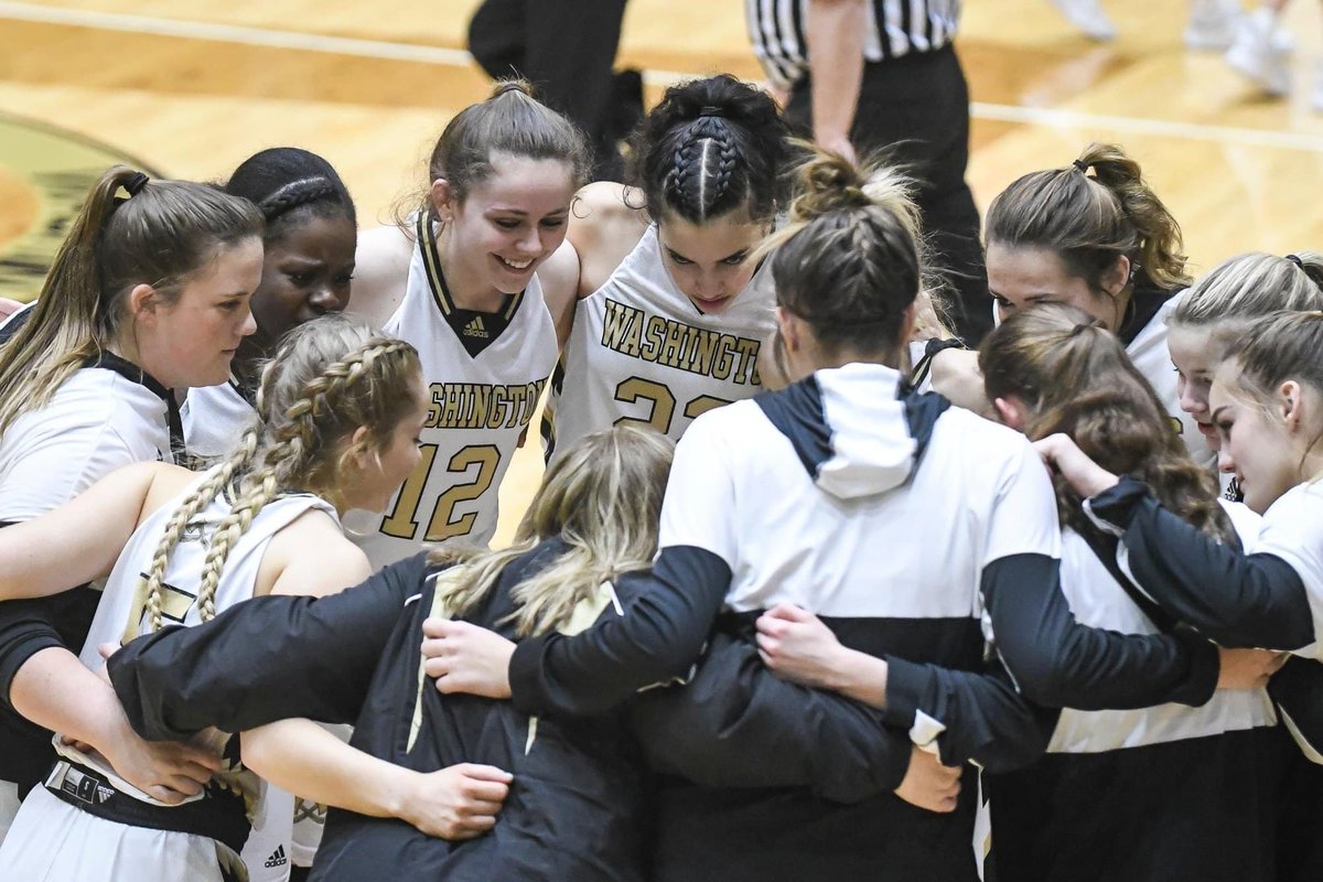 WashHatchetsWBB's tweet image. Congratulations to our Coach Miles for being named 2021-2022 HBCA District 1 Girls Coach of the Year!